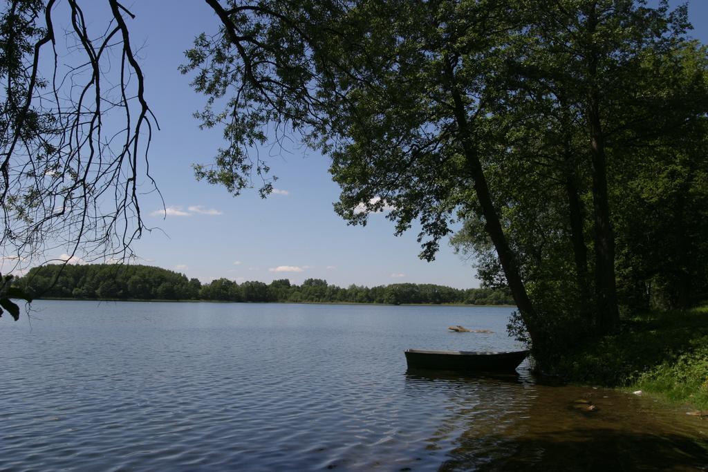 Hotel Abrava Drawsko Pomorskie Kültér fotó