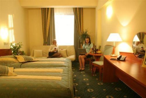 Hotel Abrava Drawsko Pomorskie Kültér fotó
